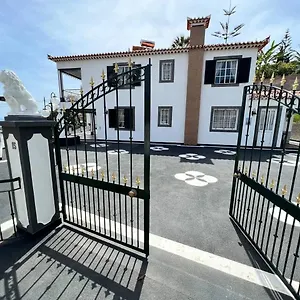 Comfortable 2-bedroom For Relaxing Apartamento